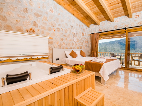  gece  -  Kasım
  | Kalkan Ulugöl Lüks Villa (6 Kişilik, Doğa Manzaralı, Hamam, Saunalı)